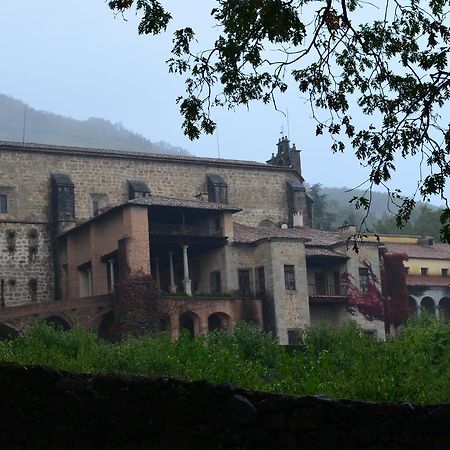 Гостьовий будинок La Casona De Valfrio- Adults Only Collado  Екстер'єр фото