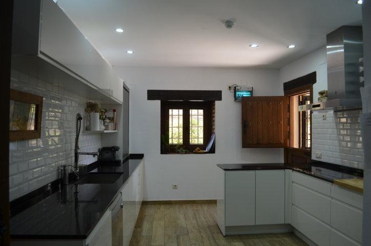 Гостьовий будинок La Casona De Valfrio- Adults Only Collado  Екстер'єр фото